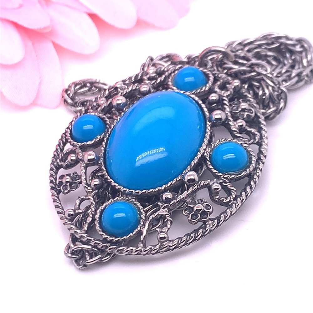 Faux Turquoise Pendant Necklace 24”